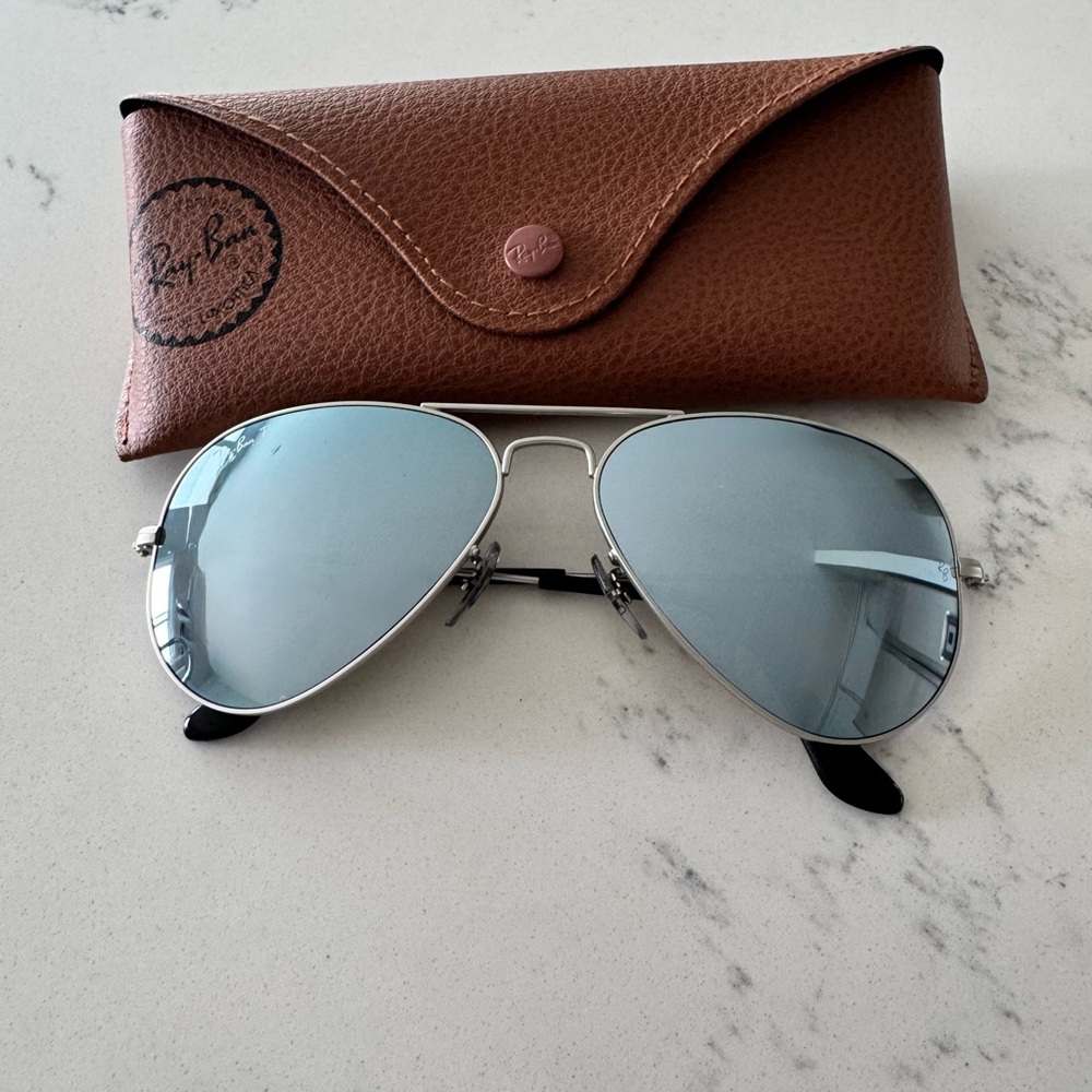 Ray-Ban Silver Aviator Sunglasses